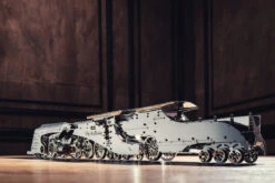 Dazzling Steamliner – Kit De Construction Mécanique En Métal -Les Des masKes dazzling steamliner time for machine kit metal t4m 2